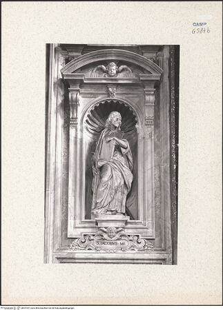 Vorderseite von Bibliotheca Hertziana [https://www.deutsche-digitale-bibliothek.de/content/lizenzen/rv-fz/] WandaltarDer Apostel Jakobus der Jüngere - Frontalansicht, bh441447_recto. Foto.