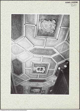 Vorderseite von Sopr. BAS ROMA [https://www.deutsche-digitale-bibliothek.de/content/lizenzen/rv-ez/] Oratorio del Gonfalone - Decke des Atriums, bh443070_recto. Foto.