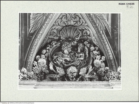 Vorderseite von Sopr. BAS ROMA [https://www.deutsche-digitale-bibliothek.de/content/lizenzen/rv-ez/] Stichkappen der Decke des Oratoriums: verschiedene Heilige, Kirchenväter und EvangelistenMatthäus - Gesamtaufnahme, bh444662_recto. Foto.