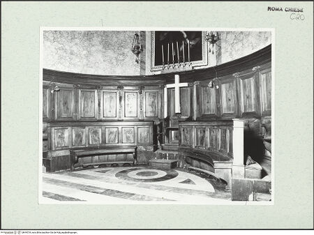 Vorderseite von Sopr. BAS ROMA [https://www.deutsche-digitale-bibliothek.de/content/lizenzen/rv-ez/] Chorgestühl - Gesamtansicht, bh444734_recto. Foto.