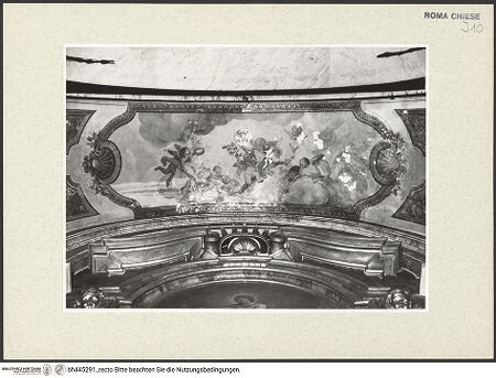 Vorderseite von Sopr. BAS ROMA [https://www.deutsche-digitale-bibliothek.de/content/lizenzen/rv-ez/] Engel mit Krone, Palmzweig, Olivenzweig und Tafel mit der Aufschrift Charitas - Gesamtansicht, bh445291_recto. Foto.