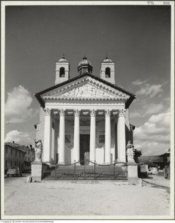 Vorderseite von Savio, Oscar [https://www.deutsche-digitale-bibliothek.de/content/lizenzen/rv-ez/] Tempietto Barbaro - Fassade, bh445941_recto. Foto: Savio, Oscar.