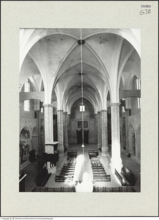 Vorderseite von Bibliotheca Hertziana [https://www.deutsche-digitale-bibliothek.de/content/lizenzen/rv-fz/] San Fortunato - Blick zur Eingangswand, nach Norden, bh447404_recto. Foto: Savio, Oscar.