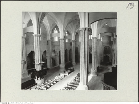 Vorderseite von Bibliotheca Hertziana [https://www.deutsche-digitale-bibliothek.de/content/lizenzen/rv-fz/] San Fortunato - Langhaus nach Nordwesten, bh447405_recto. Foto: Savio, Oscar.