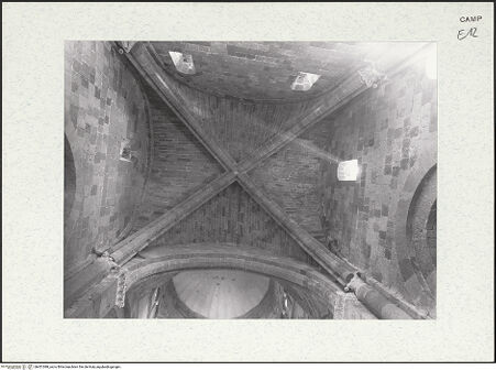 Vorderseite von Bibliotheca Hertziana [https://www.deutsche-digitale-bibliothek.de/content/lizenzen/rv-fz/] DuomoQuerhaus und Kuppel - Gewölbe des nördlichen Querhausarmes, bh451088_recto. Foto: Savio, Oscar.