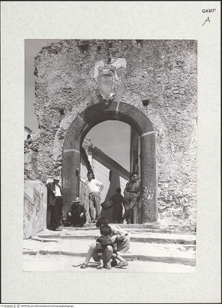 Vorderseite von Bibliotheca Hertziana [https://www.deutsche-digitale-bibliothek.de/content/lizenzen/rv-fz/] Gesamtansicht, bh452456_recto. Foto: Zallinger zu Stillendorf, Marlies von.