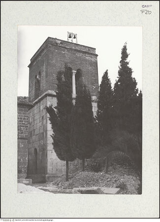 Vorderseite von Bibliotheca Hertziana [https://www.deutsche-digitale-bibliothek.de/content/lizenzen/rv-fz/] Sant'Angelo in Formis - Ansicht von Nordwesten, bh452822_recto. Foto: Zallinger zu Stillendorf, Marlies von.