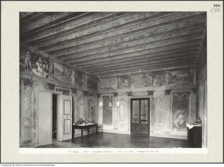 Vorderseite von Böhm, Osvaldo [https://www.deutsche-digitale-bibliothek.de/content/lizenzen/rv-ez/] Freskendekoration mit Scheinarchitektur, fingierten Statuen, Figuren der Antike, Landschaften und mythologischen Szenen - Nord- und Westwand, bh453262_recto. Foto.