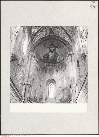 Vorderseite von Bibliotheca Hertziana [https://www.deutsche-digitale-bibliothek.de/content/lizenzen/rv-fz/] Cattedrale - Hauptapsis mit Mosaiken, bh454065_recto. Foto: Zallinger zu Stillendorf, Marlies von.