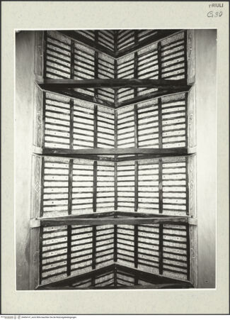 Vorderseite von Böhm [https://www.deutsche-digitale-bibliothek.de/content/lizenzen/rv-ez/] San Biagio - Dachstuhl, bh454147_recto. Foto: Böhm, Osvaldo.