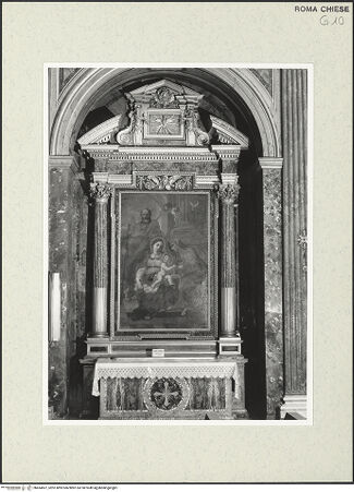 Vorderseite von Sopr. BAS ROMA [https://www.deutsche-digitale-bibliothek.de/content/lizenzen/rv-ez/] Altar - , bh454507_recto. Foto.