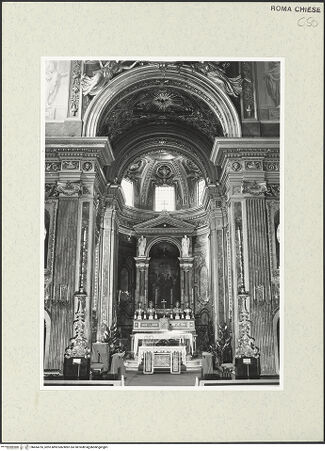 Vorderseite von Sopr. BAS ROMA [https://www.deutsche-digitale-bibliothek.de/content/lizenzen/rv-ez/] San Giuseppe dei Falegnami - Blick in den Chor mit Hochaltar (von Horace Le Blanc "Vermählung Mariae"), bh454755_recto. Foto.