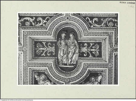 Vorderseite von Sopr. BAS ROMA [https://www.deutsche-digitale-bibliothek.de/content/lizenzen/rv-ez/] Ornamentierte Decke mit Reliefs (Heiliger Josef, Geburt Christi, Petrus und Paulus)Petrus und Paulus - , bh454964_recto. Foto.