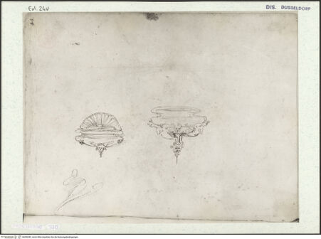 Vorderseite von Museum Kunstpalast [https://www.deutsche-digitale-bibliothek.de/content/lizenzen/rv-ez/] L'arte del disegno, e le vivezze dell'ingegno di Guglielmo della Porta celebre scultore, et architetto ... (2 Bände)Erster (großer) Band mit dem ersten SkizzenheftFolio 24 verso (Seite 45): Kleines Wandbecken (Weihwasserschale?), zwei Varianten - , bh456383_recto. Foto.