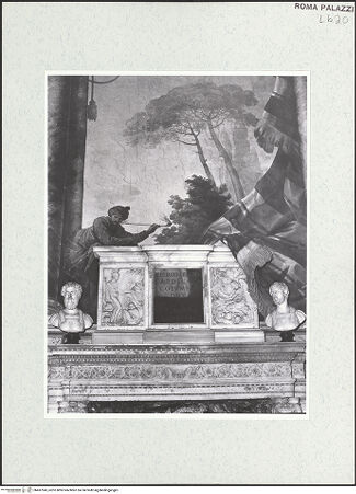 Vorderseite von Sopr. BAS ROMA [https://www.deutsche-digitale-bibliothek.de/content/lizenzen/rv-ez/] Scheinarchitektur mit exotischen GenreszenenFiguren in exotischen Kostümen - Nordwand, mittleres Bildfeld, Detail: männliche Figur in türkischem Kostüm mit Pfeife, bh457945_recto. Foto.