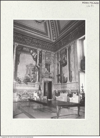 Vorderseite von Sopr. BAS ROMA [https://www.deutsche-digitale-bibliothek.de/content/lizenzen/rv-ez/] Palazzo ColonnaAppartement des Kardinals Girolamo Colonna - Salone turco, Ansicht von Ost- und Südwand, bh458122_recto. Foto.