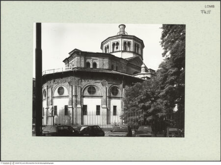 Vorderseite von Bibliotheca Hertziana [https://www.deutsche-digitale-bibliothek.de/content/lizenzen/rv-fz/] Santa Maria presso San CelsoChor und Ostbau - Chorpolygon von Nordosten, bh460196_recto. Foto: Fichera, Gabriele.