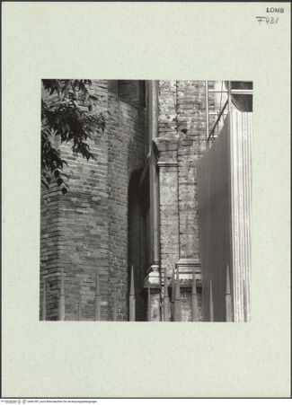 Vorderseite von Bibliotheca Hertziana [https://www.deutsche-digitale-bibliothek.de/content/lizenzen/rv-fz/] Santa Maria presso San CelsoChor und Ostbau - Anschluss an San Celso im Osten, bh461097_recto. Foto: Fichera, Gabriele.