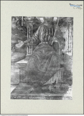 Vorderseite von ICCD [https://www.deutsche-digitale-bibliothek.de/content/lizenzen/rv-ez/] FreskenzyklusThronender Christus mit zwei Engeln - Gewanddetail Christi, vor der Restaurierung 1992-1994, bh463692_recto. Foto.