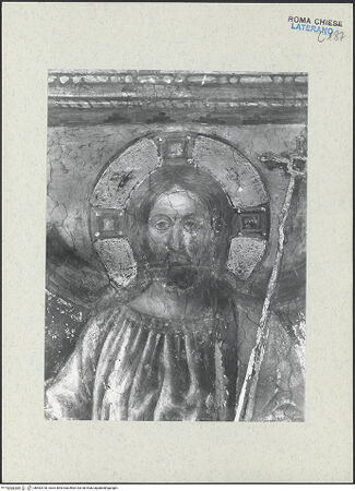 Vorderseite von ICCD [https://www.deutsche-digitale-bibliothek.de/content/lizenzen/rv-ez/] FreskenzyklusThronender Christus mit zwei Engeln - Kopfdetail Christi, vor der Restaurierung 1992-1994, bh463728_recto. Foto.