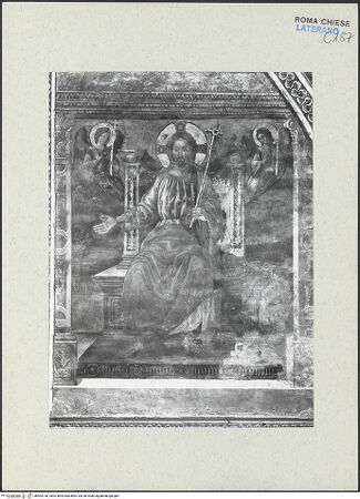 Vorderseite von ICCD [https://www.deutsche-digitale-bibliothek.de/content/lizenzen/rv-ez/] FreskenzyklusThronender Christus mit zwei Engeln - vor der Restaurierung 1992-1994, bh463730_recto. Foto.