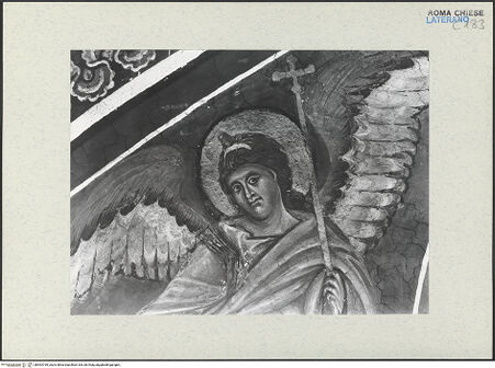 Vorderseite von ICCD [https://www.deutsche-digitale-bibliothek.de/content/lizenzen/rv-ez/] FreskenzyklusEngelspaare - Südseite, linker Engel, Kopfdetail, vor der Restaurierung 1992-1994, bh463769_recto. Foto.