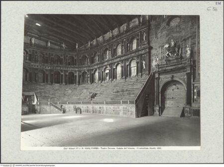 Vorderseite von Alinari [https://www.deutsche-digitale-bibliothek.de/content/lizenzen/rv-ez/] Palazzo della PilottaTeatro Farnese - Innenansicht, bh464993_recto. Foto.