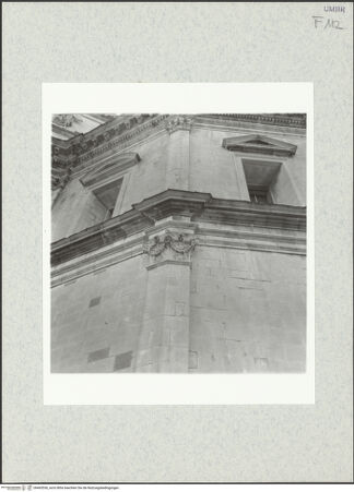 Vorderseite von Bibliotheca Hertziana [https://www.deutsche-digitale-bibliothek.de/content/lizenzen/rv-fz/] Santa Maria della ConsolazioneOstapsis - Südostflanke, Detail, bh465536_recto. Foto: Krautheimer, Richard.