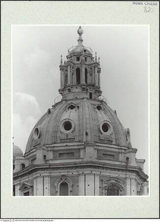 Vorderseite von Lieberman, Ralph [https://www.deutsche-digitale-bibliothek.de/content/lizenzen/rv-ez/] Santa Maria di Loreto - Außenansicht der Kuppel, bh467606_recto. Foto.