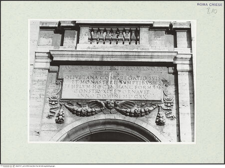 Vorderseite von Sopr. BAS ROMA [https://www.deutsche-digitale-bibliothek.de/content/lizenzen/rv-ez/] Inschrift anläßlich der Restaurierung durch Papst Paul V. - , bh467611_recto. Foto.