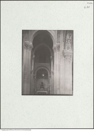 Vorderseite von Bibliotheca Hertziana [https://www.deutsche-digitale-bibliothek.de/content/lizenzen/rv-fz/] Santi Niccolò e CataldoPresbyterium und Apsiden - Presbyterium von Westen (vor der Restaurierung), bh468524_recto. Foto: Krautheimer, Richard.