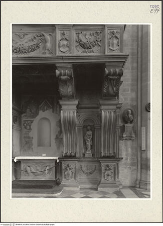 Vorderseite von Lieberman, Ralph [https://www.deutsche-digitale-bibliothek.de/content/lizenzen/rv-ez/] Orgeltribüne - Detail: Konsolen links, bh468559_recto. Foto: Lieberman, Ralph.