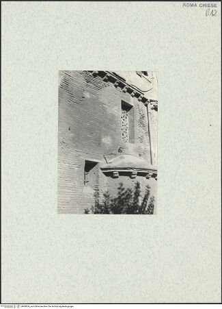 Vorderseite von unbekannt [https://www.deutsche-digitale-bibliothek.de/content/lizenzen/rv-fz/] Santi Quattro CoronatiInneresCappella di Santa Barbara - Östliche Apsis aus Osten, bh469024_recto. Foto.