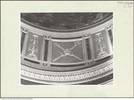 Vorderseite von unbekannt [https://www.deutsche-digitale-bibliothek.de/content/lizenzen/rv-fz/] Santo Spirito dei Napoletani - Kuppeltambour, Detail, mit Stuckdekoration um 1700, bh469459_recto. Foto.