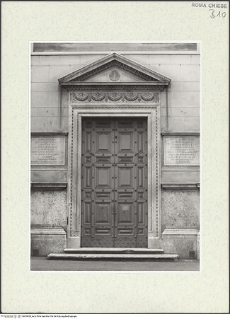 Vorderseite von unbekannt [https://www.deutsche-digitale-bibliothek.de/content/lizenzen/rv-fz/] Hauptportal - , bh469468_recto. Foto.