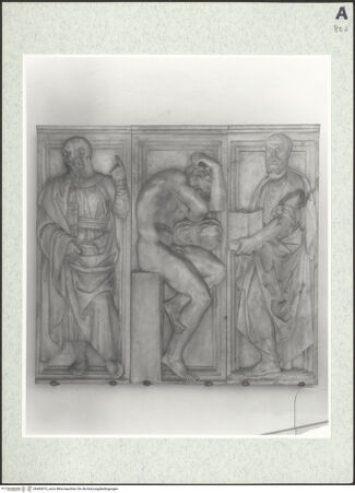 Vorderseite von Lieberman, Ralph [https://www.deutsche-digitale-bibliothek.de/content/lizenzen/rv-ez/] Chorschranken mit Propheten und männlichen AktfigurenZwei Propheten mit Büchern, vornüber gebeugter Akt - , bh469515_recto. Foto.