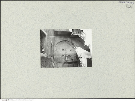 Vorderseite von unbekannt [https://www.deutsche-digitale-bibliothek.de/content/lizenzen/rv-fz/] Santo Stefano Rotondo - Östlicher Sektor mit angrenzendem Hof, bh470024_recto. Foto.