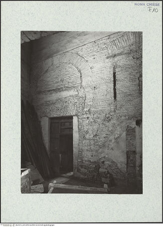 Vorderseite von Fototeca dell'Unione Internazionale presso l'American Academy in Rome [https://www.deutsche-digitale-bibliothek.de/content/lizenzen/rv-ez/] Santo Stefano RotondoKapelle der Heiligen Primus und Felicianus - Östliche Kapelle (Cappella dei Santi Primo e Feliciano), südliche Innenwand, bh470315_recto. Foto.