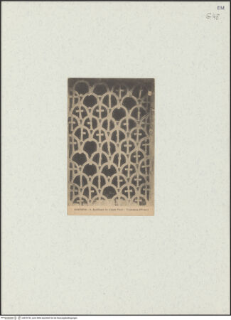 Vorderseite von unbekannt [https://www.deutsche-digitale-bibliothek.de/content/lizenzen/rv-fz/] Platte einer Schranke - Gesamtansicht, bh470733_recto. Foto.