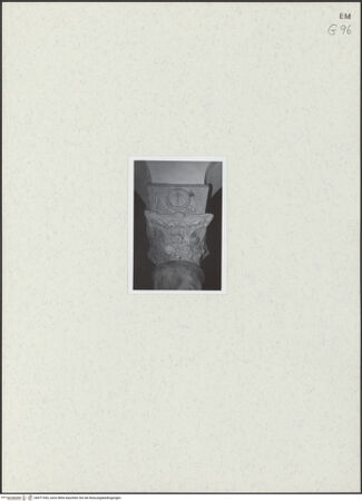 Vorderseite von unbekannt [https://www.deutsche-digitale-bibliothek.de/content/lizenzen/rv-fz/] Kapitelle des Langhauses - Kapitell im Langhaus, bh471543_recto. Foto.