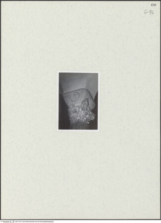 Vorderseite von unbekannt [https://www.deutsche-digitale-bibliothek.de/content/lizenzen/rv-fz/] Kapitelle des Langhauses - Kapitell im Langhaus, bh471547_recto. Foto.