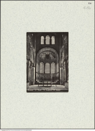 Vorderseite von unbekannt [https://www.deutsche-digitale-bibliothek.de/content/lizenzen/rv-fz/] San VitaleInnenraumPresbyterium und Apsis - Blick ins Presbyterium, bh471565_recto. Foto.