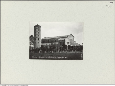 Vorderseite von unbekannt [https://www.deutsche-digitale-bibliothek.de/content/lizenzen/rv-fz/] Sant'Apollinare in Classe - Ansicht von Nordwesten, bh471596_recto. Foto.
