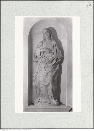 Vorderseite von Sopr. BAS PA [https://www.deutsche-digitale-bibliothek.de/content/lizenzen/rv-ez/] Verkündigungsgruppe - Detail: Maria, bh472057_recto. Foto.