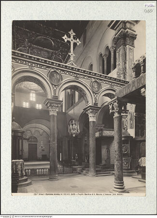 Vorderseite von Alinari [https://www.deutsche-digitale-bibliothek.de/content/lizenzen/rv-ez/] San NicolaMittelschiff - Ansicht von Südosten, bh472212_recto. Foto.