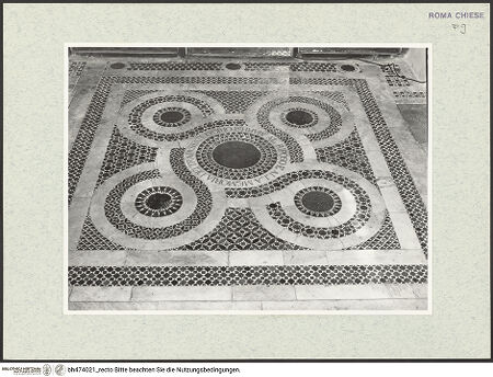 Vorderseite von Sopr. BAS ROMA [https://www.deutsche-digitale-bibliothek.de/content/lizenzen/rv-ez/] BodenPaviment - , bh474021_recto. Foto.