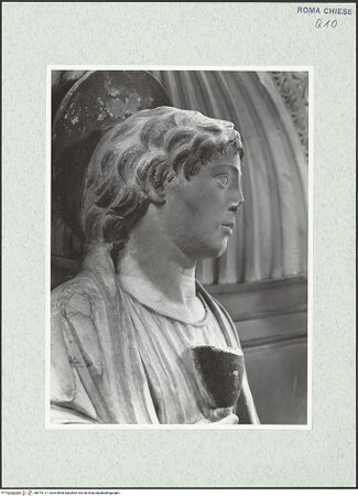 Vorderseite von Vasari [https://rightsstatements.org/page/CNE/1.0/] TabernakelpendantsTabernakel für die heiligen ÖleLinke Nischenfigur: Johannes Evangelista (von der Rückseite des ehemaligen Hochaltars) - Detail: Kopf, rechtes Profil, bh474117_recto. Foto.