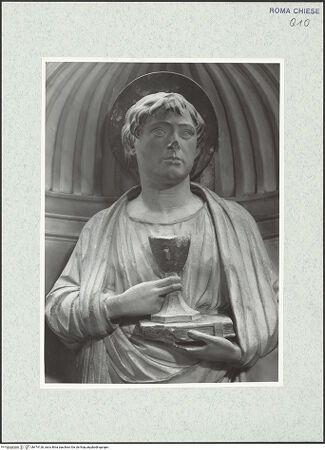 Vorderseite von Vasari [https://rightsstatements.org/page/CNE/1.0/] TabernakelpendantsTabernakel für die heiligen ÖleLinke Nischenfigur: Johannes Evangelista (von der Rückseite des ehemaligen Hochaltars) - Detail: obere Körperpartie, bh474126_recto. Foto.