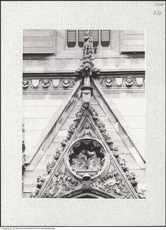 Vorderseite von Bibliotheca Hertziana [https://www.deutsche-digitale-bibliothek.de/content/lizenzen/rv-fz/] HauptportalMarienkrönung - Gesamtansicht, bh474336_recto. Foto.