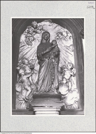 Vorderseite von Bibliotheca Hertziana [https://www.deutsche-digitale-bibliothek.de/content/lizenzen/rv-fz/] Kopie nach der Madonna von Trapani - Frontalansicht mit Rahmung, bh474352_recto. Foto.